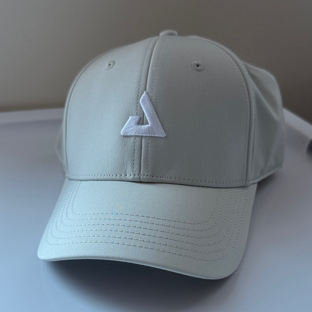 Adjustable Joola Essential Cap in Gravity Gray (Wicking, Brand New! (S/M)